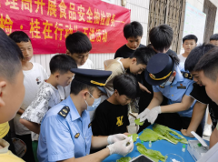 同窗们亲手操做快检